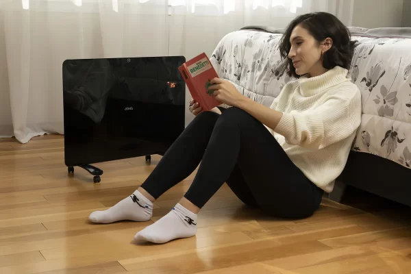 D_NQ_NP_2X_641436-MLU77741311016_072024-F Calefactor Vitro Atma 1500w ATVC1521P Bajo Consumo Remoto + Display