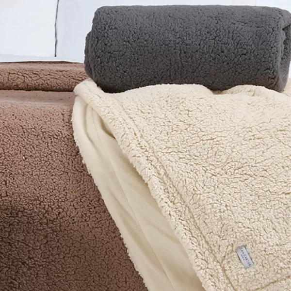 Frazada Jean Cartier Sherpa color natural con diseño sherpa 1 Plaza 1/2.