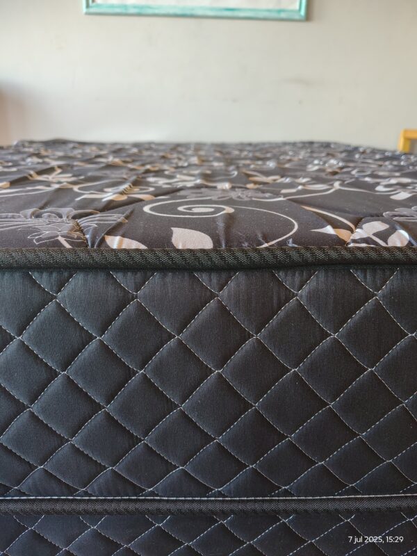 WhatsApp Image 2025-07-08 at 11.01.19 Conjunto sommier Mistral - Todas las medidas - Espuma alta densidad.