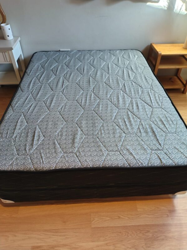 Conjunto Sommier Mistral 140×190 – Espuma densidad media (color gris)