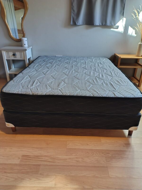 Conjunto Sommier Mistral 140×190 – Espuma densidad media (color gris)