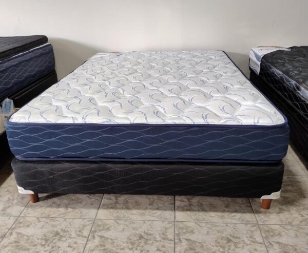 11. Conjunto Sommier Imperial 140x190 - espuma alta densidad ( Color blanco-azul )